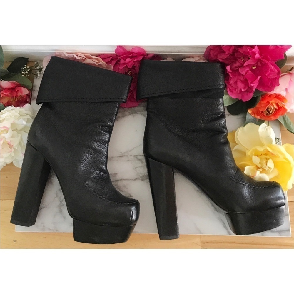 CoSTUME NATIONAL Leather Fold-Over Platform Boots​​​​​​